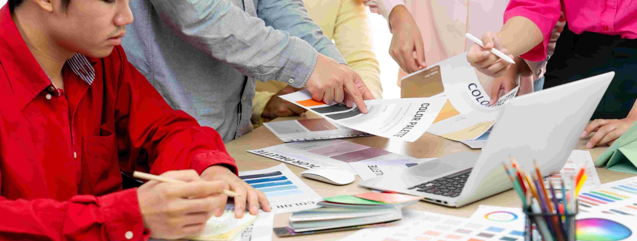 Dedicated Designer vs Design Team: Benefits Explained | Pugo Design Studio